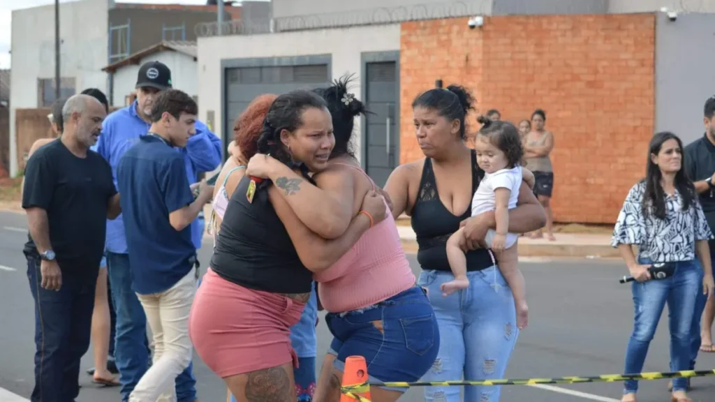 Brazil teen killed crossing street in Nova Lima, uncle says