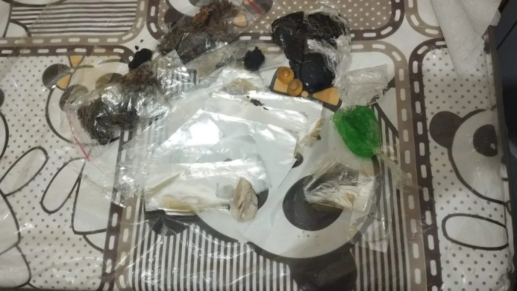 Brazil woman accused of trafficking tries to bring drugs into prison