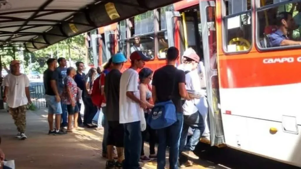 Brazil takes over city bus system from private consortium
