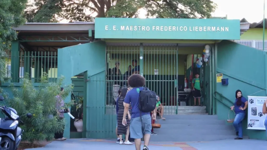 Brazil's full-time students in MS hit 14%, below national average