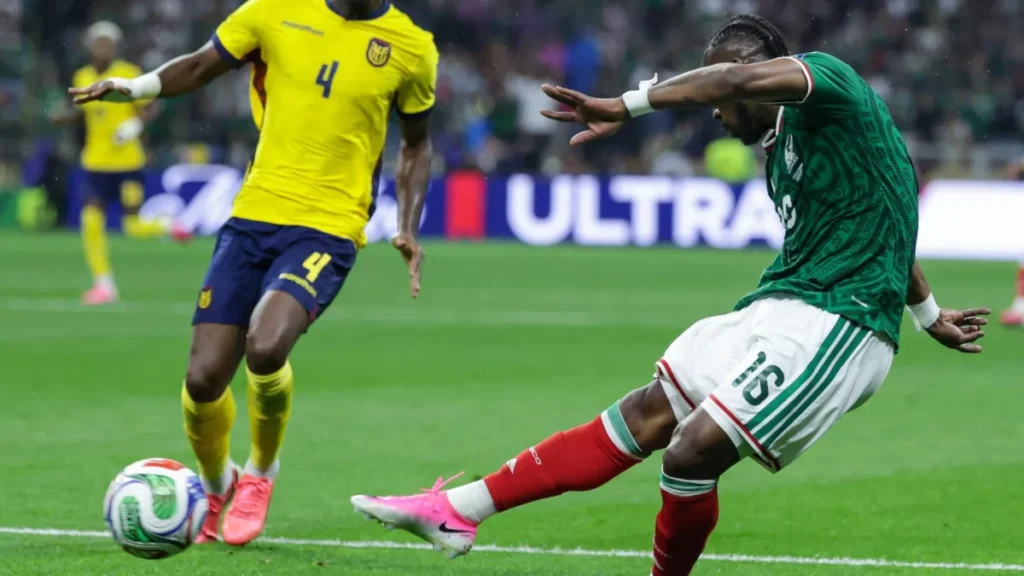 Brazil Advances to Copa Round of 16 After Mexico Beats Ecuador 2-0