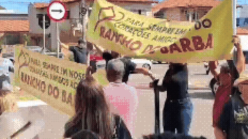 Brazil bids farewell to Waldeny amid fireworks and rape at Barba Ranch