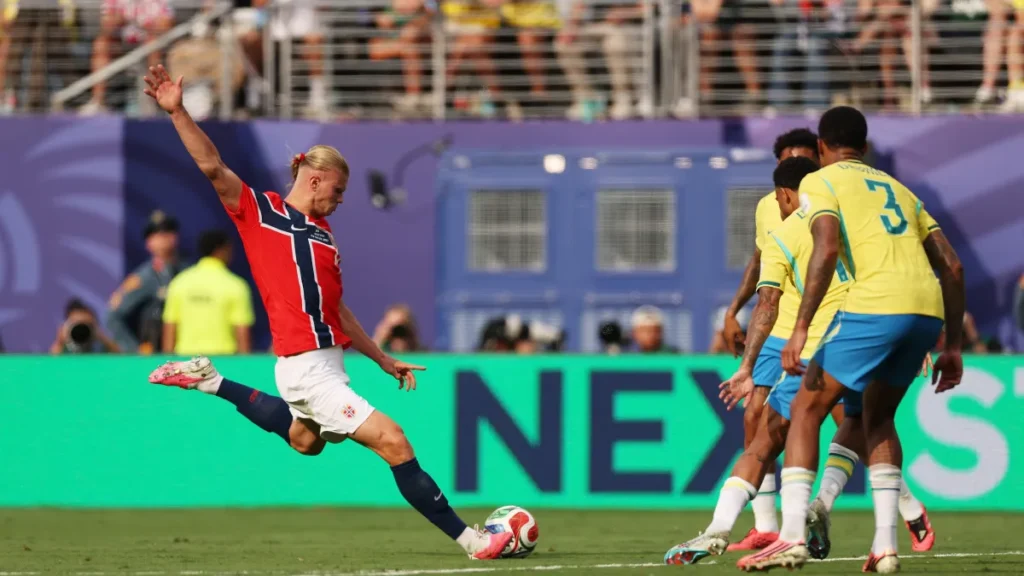 Brazil scores late but knocked out of World Cup