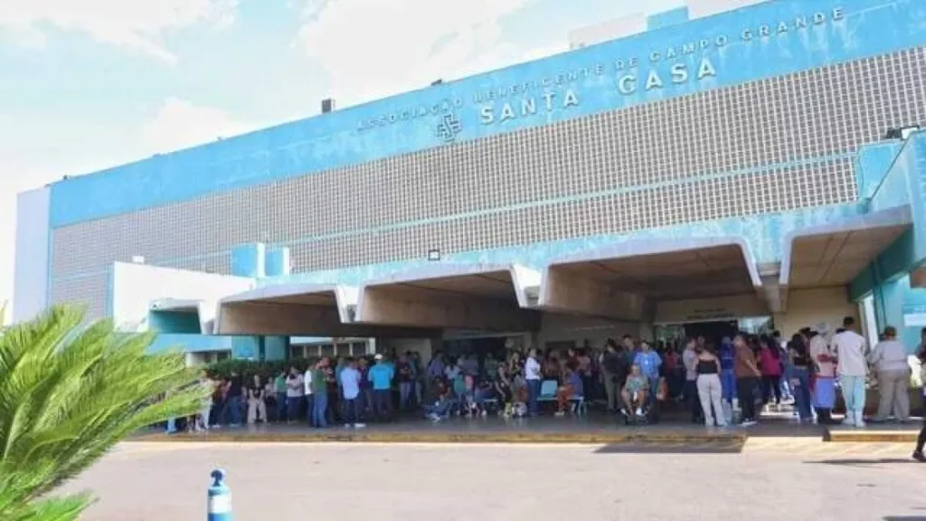 Brazil hospital warns pay delay as nurses threaten strike