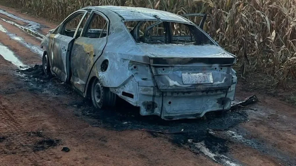 Brazil car used in 20-shot execution found burned near border
