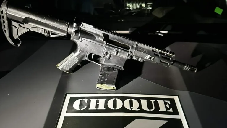 Brazil finds American-made rifle abandoned on avenue