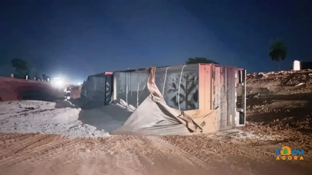 Brazil limestone truck overturns on BR-163 construction zone