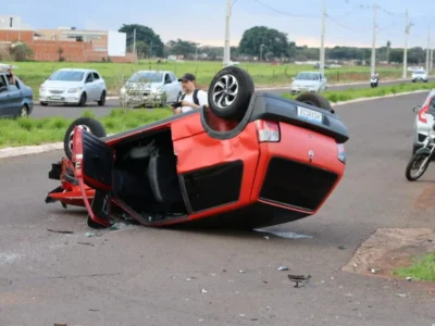 Brazil Accident: Uno Flips, Gol Crashes Into Lot Near Pope Square