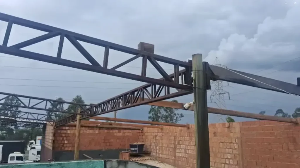 Brazil Storm Rips Roof Off Garage, Damages Homes in Capital